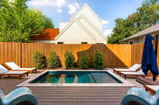 Austin Abode | Heated Pool | Sleeps 12 | Rainey St