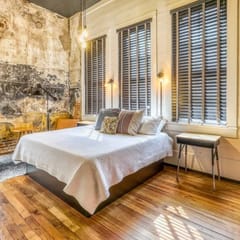 The downtown Brenham Schoolhouse Hotel, Room A