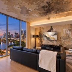 2BD Luxury Condo | Water Views | Pool | Rainey St