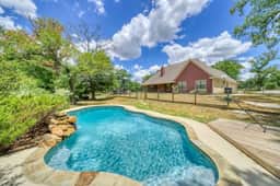 Country hideaway, your escape from the city!