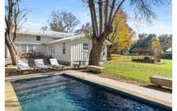 Fun, eclectic Round Top home w/POOL! 5 min to town
