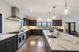 La Grange Modern Farmhouse, breathtaking views!