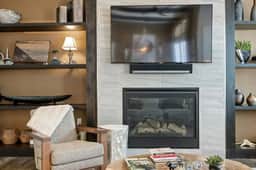 Luxe Townhome | 4bd 5ba  Elevator | 1 mile from DT