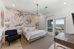 Modern Zilker Retreat | Downtown Views + Walk to ACL & Barton Springs