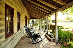 Pioneer Log Cabin | Historic | Built in 1865