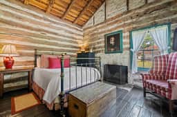 Pioneer Log Cabin | Historic | Built in 1865