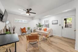 SoCo BoHo Bungalow | Sleeps 4