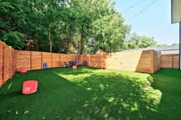 Zilker Bungalow, Pet Friendly