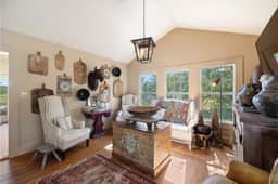 Designory Round Top home, scenic views & pond! - Image 5