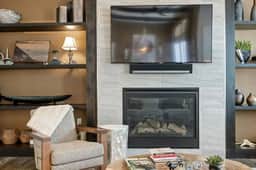 Luxe Townhome | 4bd 5ba Elevator | 1 mile from DT - Image 4