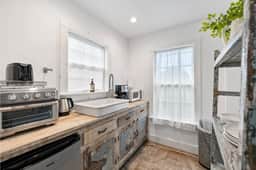 Enchanting Casita, 5 minutes to Round Top! - Image 5