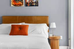 2BD Luxury Condo | Water Views | Pool | Rainey St - Image 3