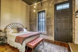 The downtown Brenham Schoolhouse Hotel, Suite 3 - Image 3