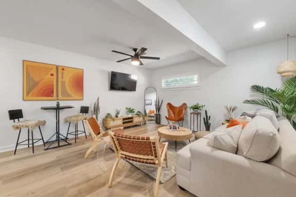 SoCo BoHo Bungalow | Sleeps 4 - Image 1