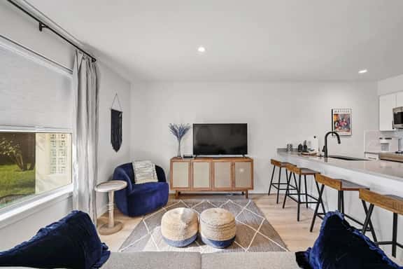 Zilker Bungalow, Pet Friendly - Image 1