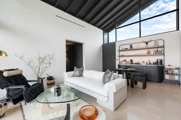 Round Top Bucolic Luxe Private Casita on 75 Acres - Image 1
