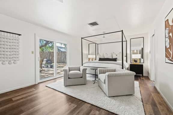 Baron's Creek Headquarters | Sleeps 12 | Hot Tub - Image 1