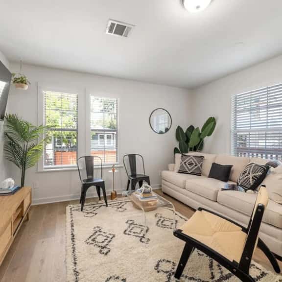 SoCo BoHo Bungalow 2 | Sleeps 4 - Image 1