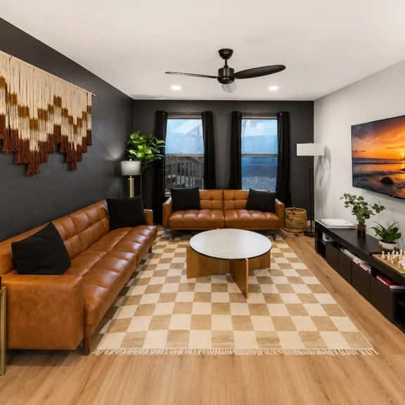 Austin Hideaway | 3BR Home with Private Backyard - Image 1