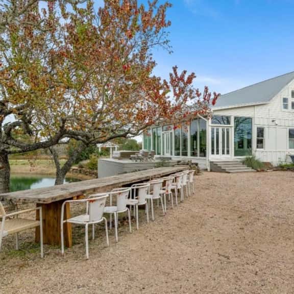 Round Top entertainer's oasis w/POOL, Pond & more! - Image 1