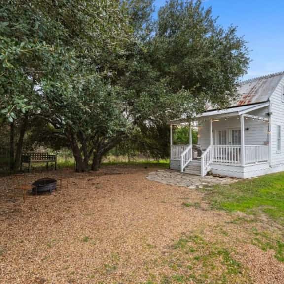 Enchanting Casita, 5 minutes to Round Top! - Image 1