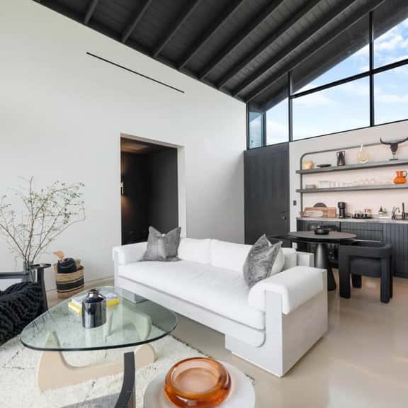 Round Top Bucolic Luxe Private Casita on 75 Acres - Image 1