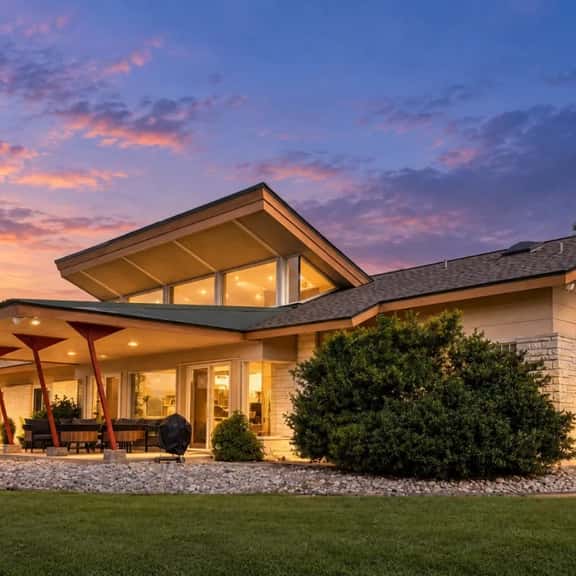 Round Top Designer Home - Image 1