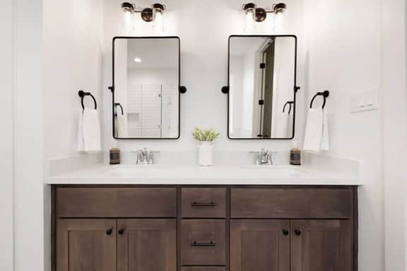 Cozy, sassy & fun! NEW modern farmhouse!!