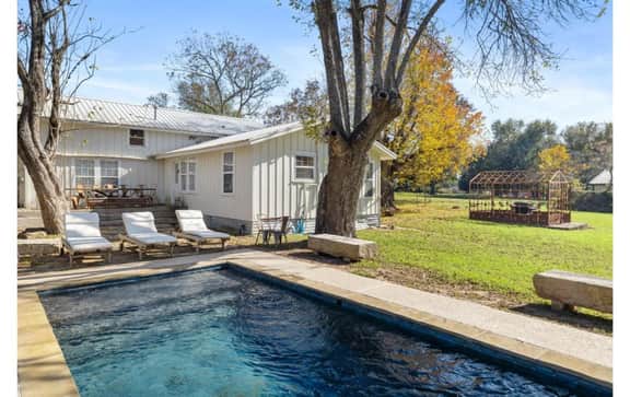 Fun, eclectic Round Top home w/POOL! 5 min to town
