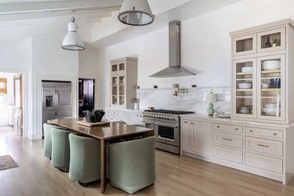 Hotel Bebe - Luxe Bungalows Steps from Marburger