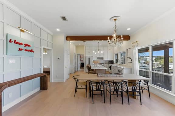 Modern Zilker Retreat | Downtown Views + Walk to ACL & Barton Springs