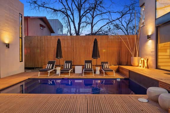 NEW Luxe DT Austin Oasis | Pool | Casita