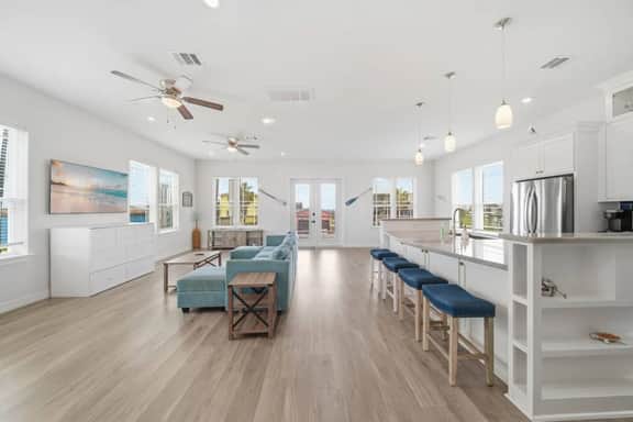 Ocean Breeze Retreat | Surfside Beach | 3bd | 3bth