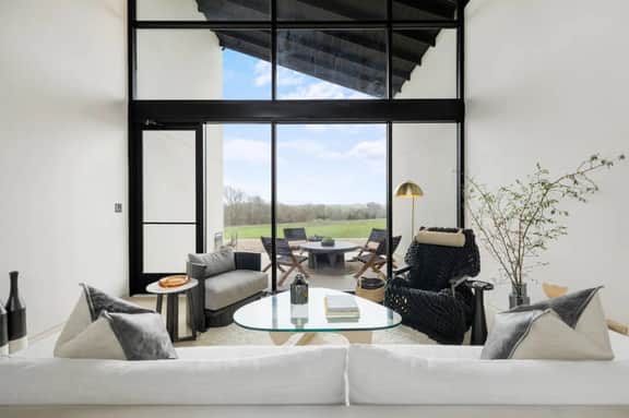 ROUND TOP Luxury Casita overlooking breathtaking views!