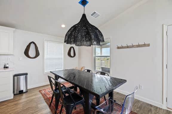 The Trendsetter: Cozy Farmhouse near Round Top