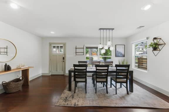 Zilker Retreat w/ Downtown Views |Walk to Zilker
