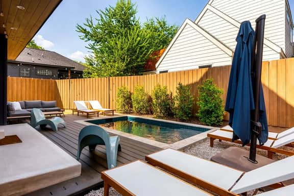Austin Abode | Heated Pool | Sleeps 12 | Rainey St - Image 3