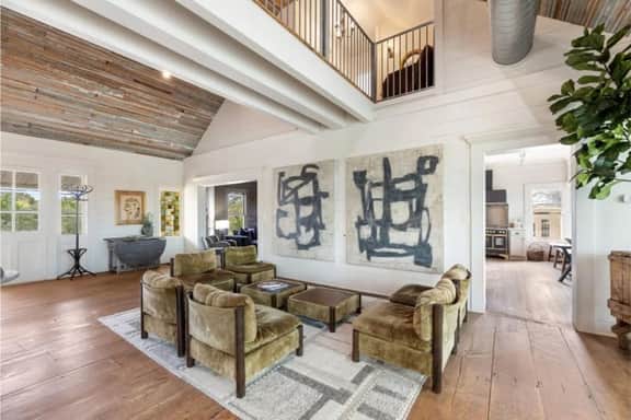 Round Top entertainer's oasis w/POOL, Pond & more! - Image 3