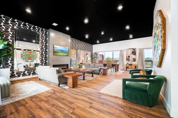 1237 Lakeshore - Image 3